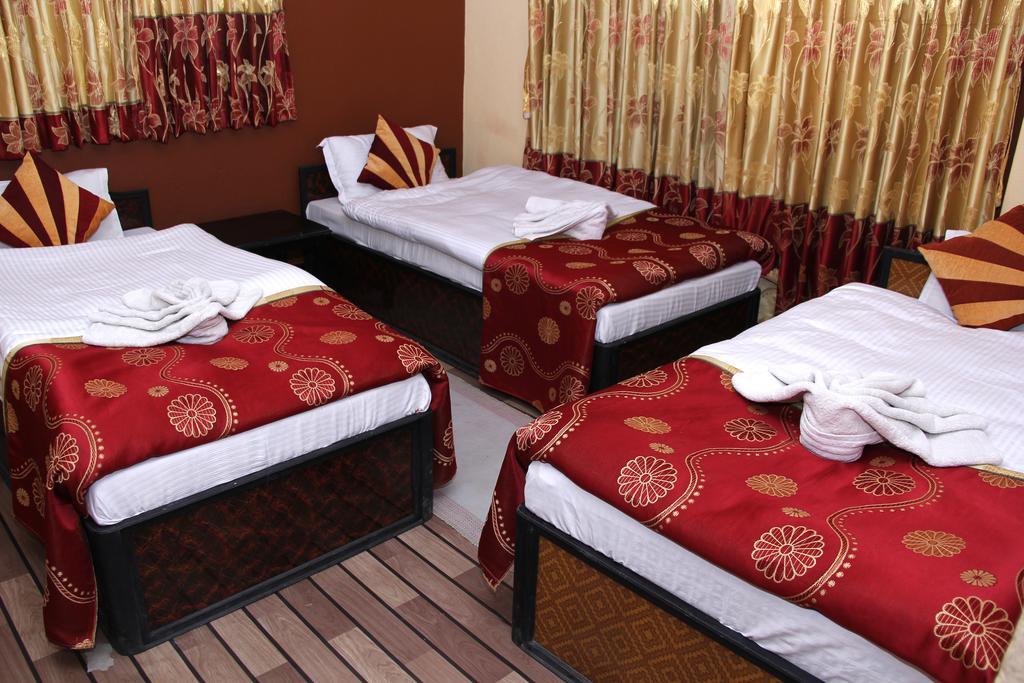 Elbrus Home Kathmandu Room photo